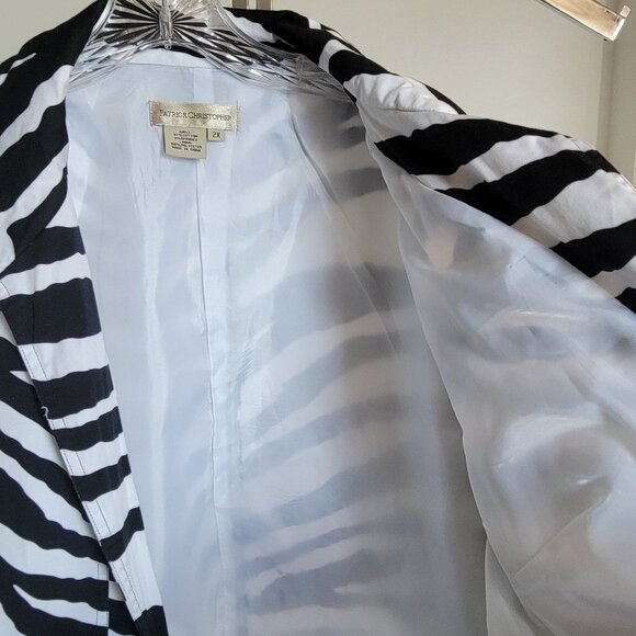 Patrick Christopher Black & White Geometric Open Front Lined Jacket (Size 2X) - Picture 6 of 14